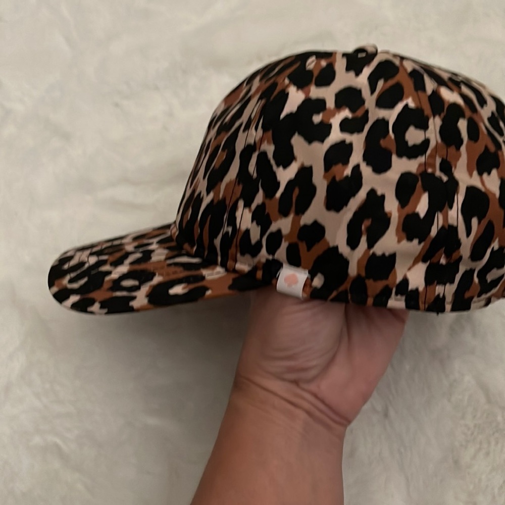 NWT Kate Spade fashion forward Leopard print ball cap hat KS1003746C 1 size - Picture 3 of 12